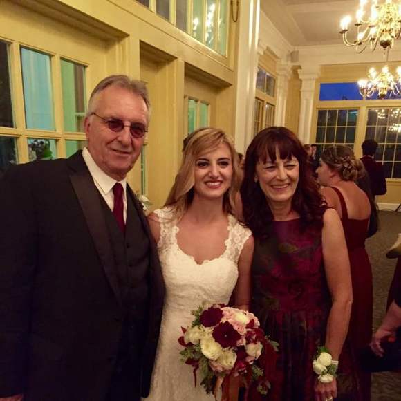 Meet your Posher, Mindy - Picture 1 of 1